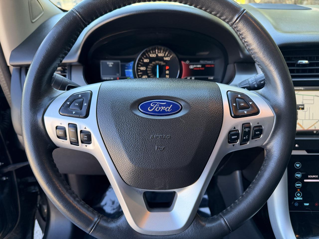 Ford Edge photo 10