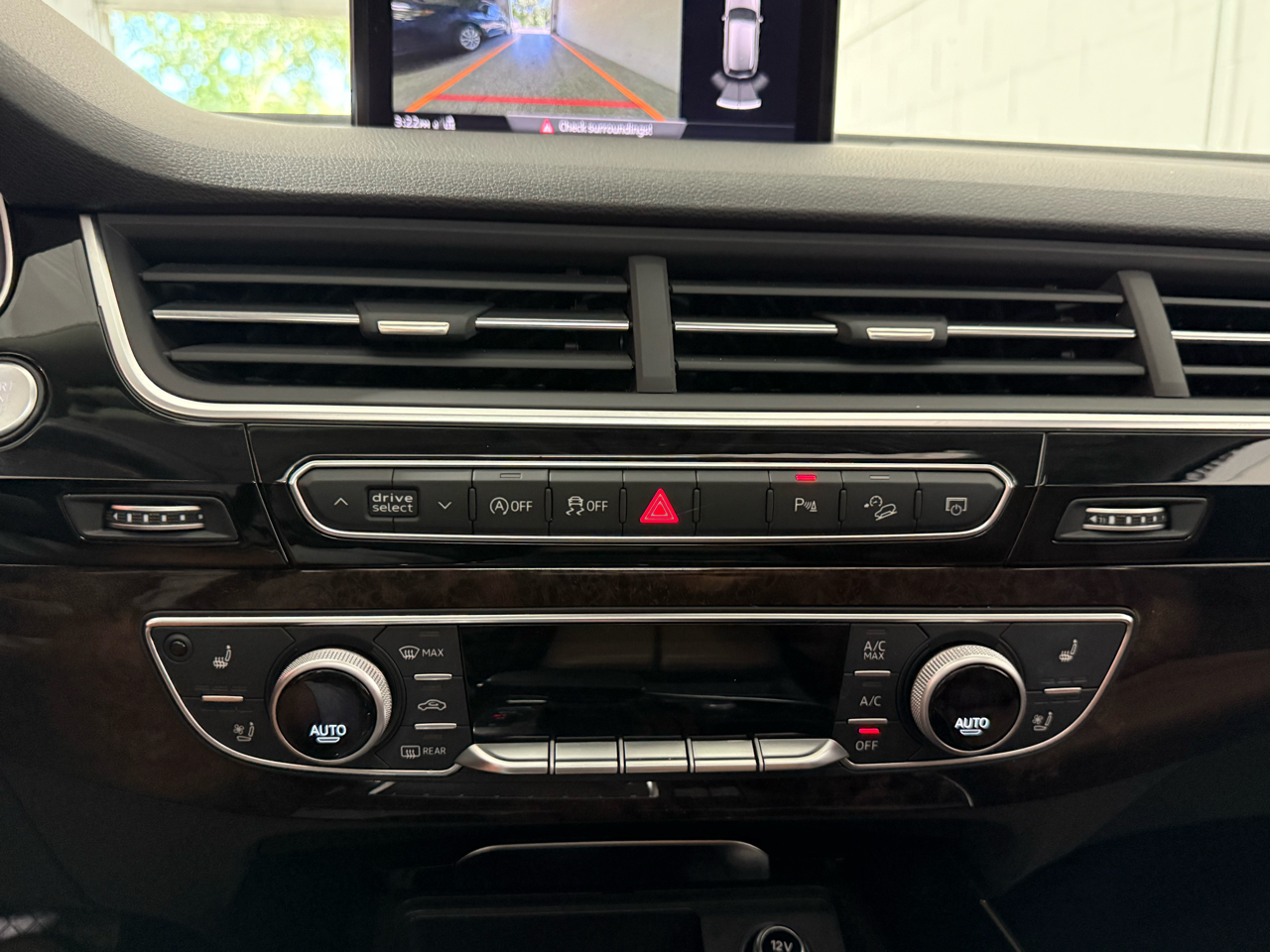 Audi Q7  2018 Audi Q7  2018