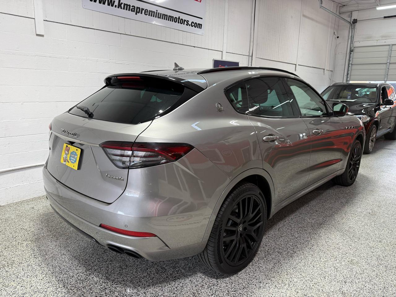 Maserati Levante  2021