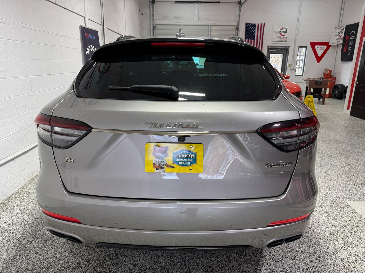 Maserati Levante  2021