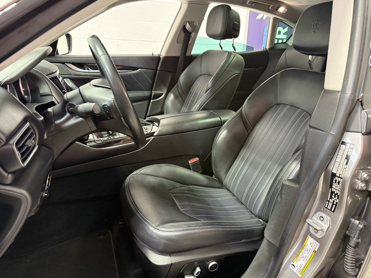 Maserati Levante  2021