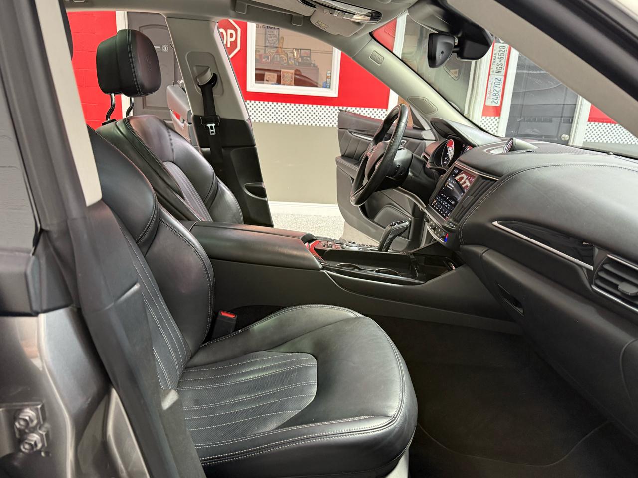 Maserati Levante  2021