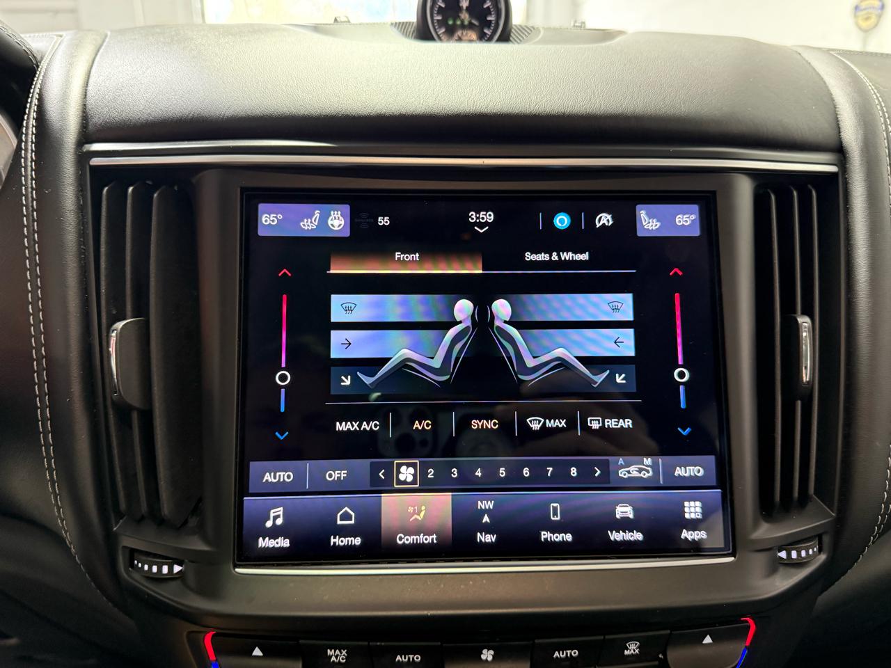 Maserati Levante  2021