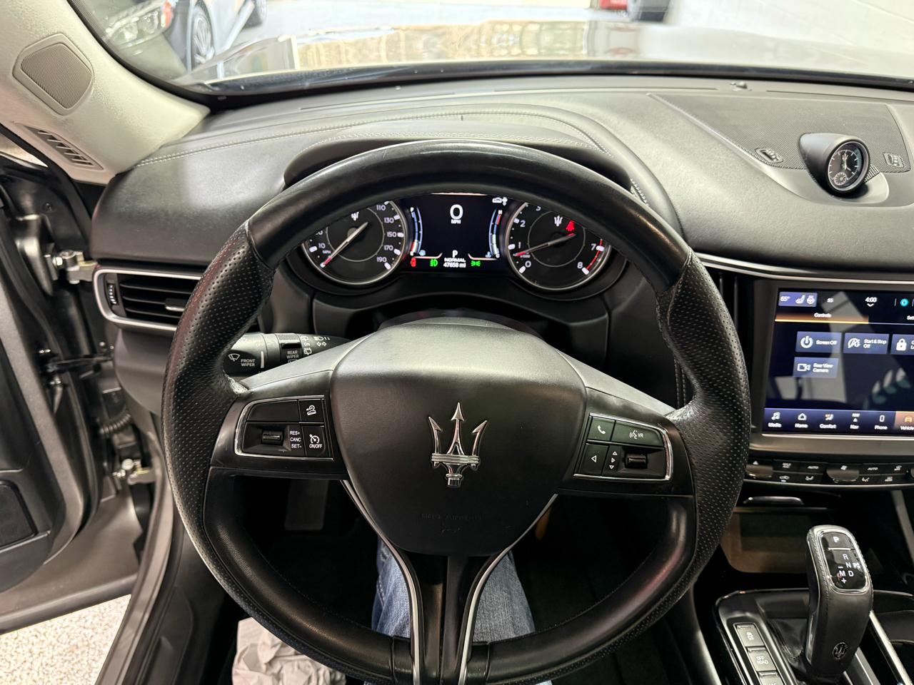 Maserati Levante  2021