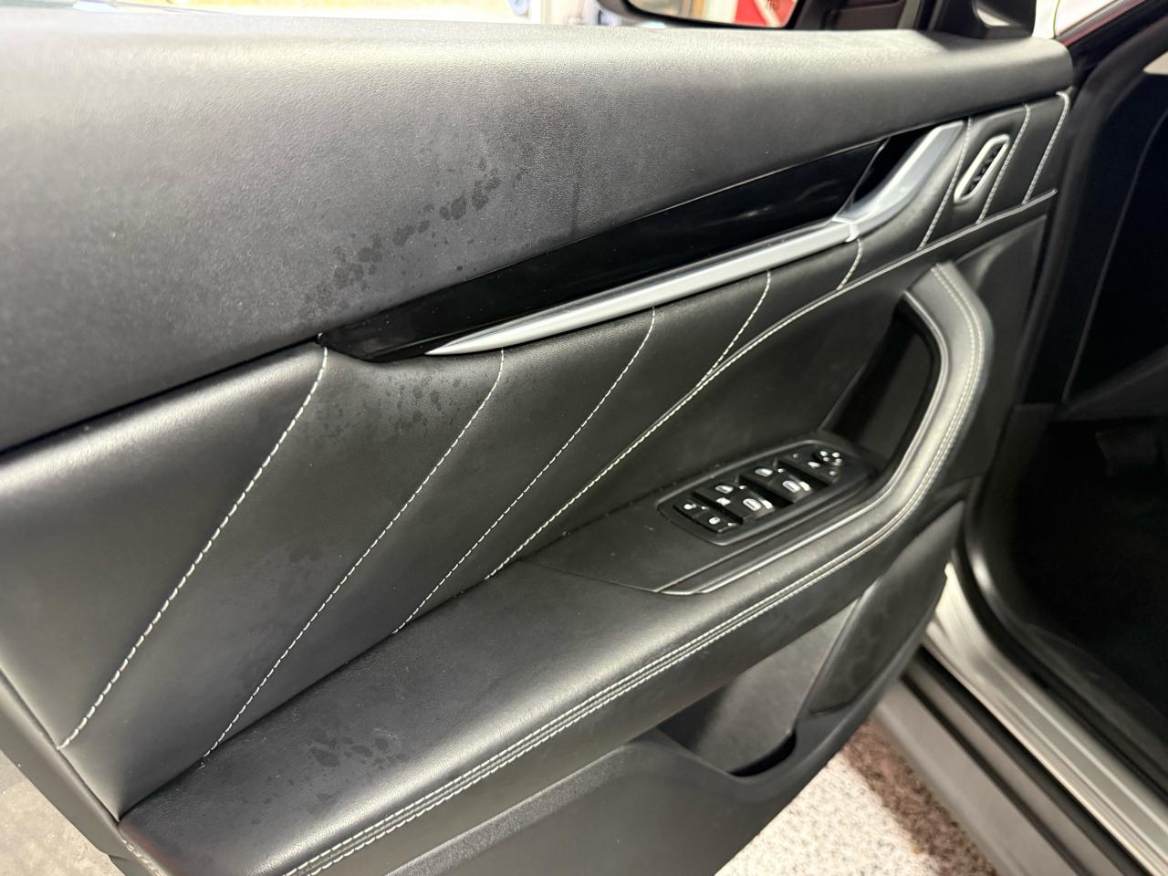 Maserati Levante  2021