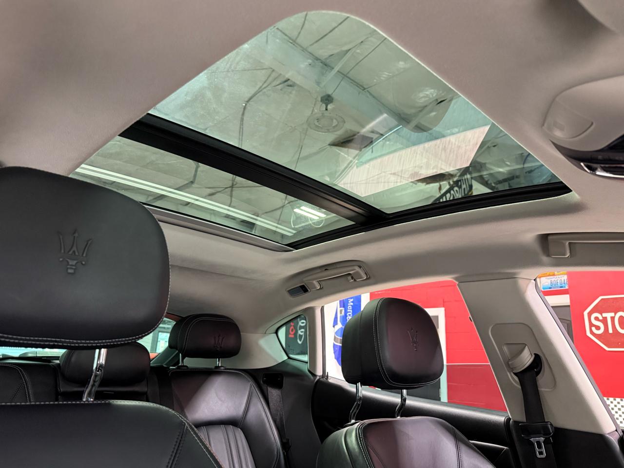 Maserati Levante  2021