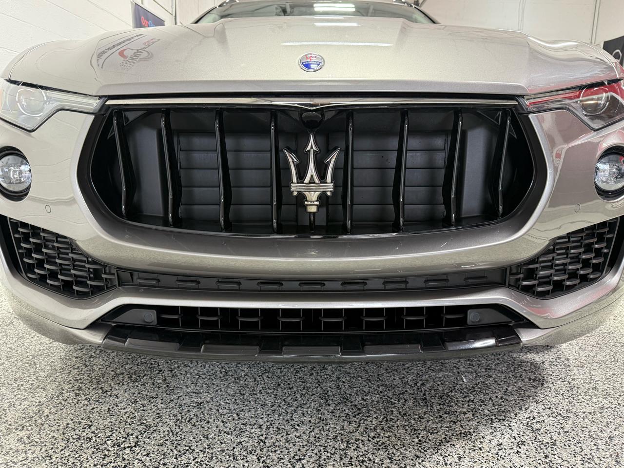 Maserati Levante  2021