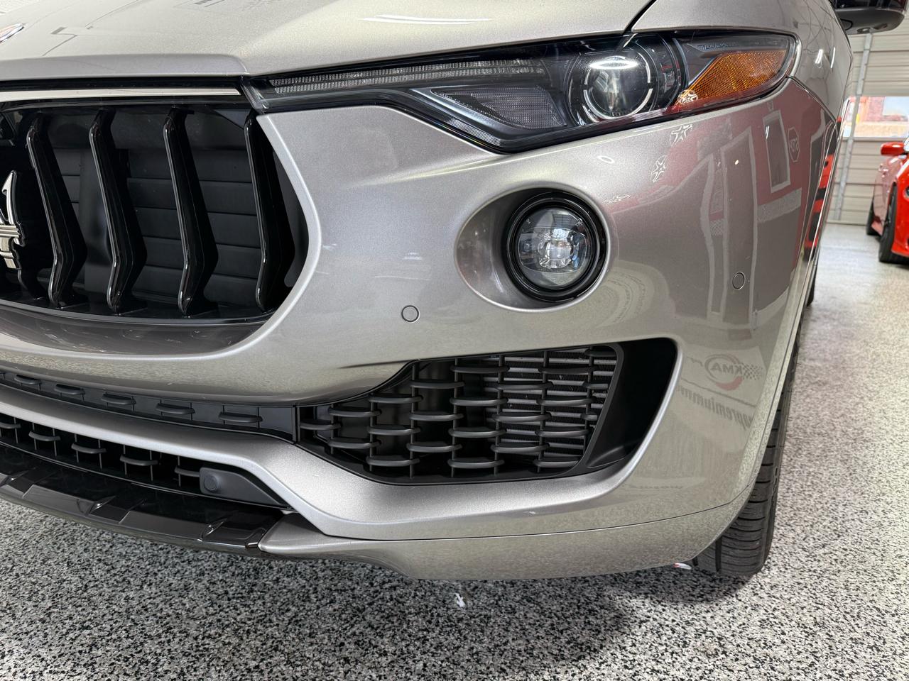 Maserati Levante  2021