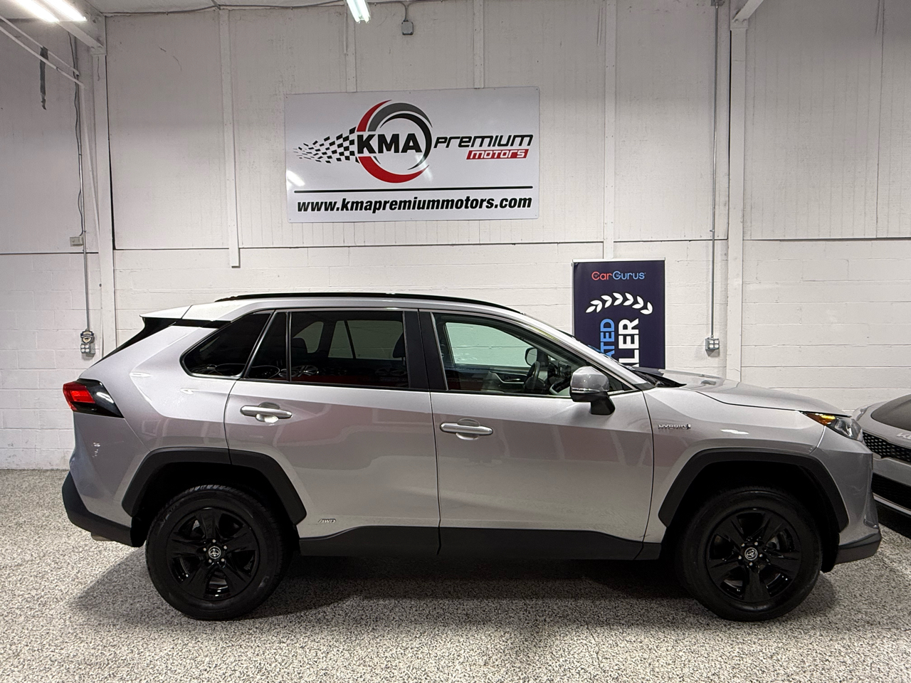 Toyota RAV4  2021