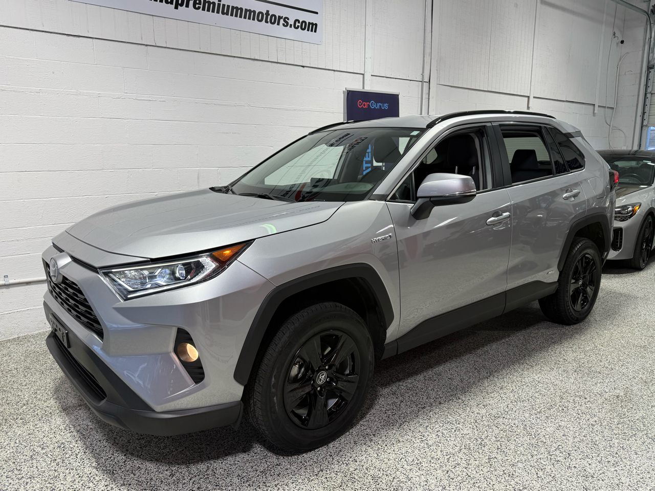 Toyota RAV4  2021