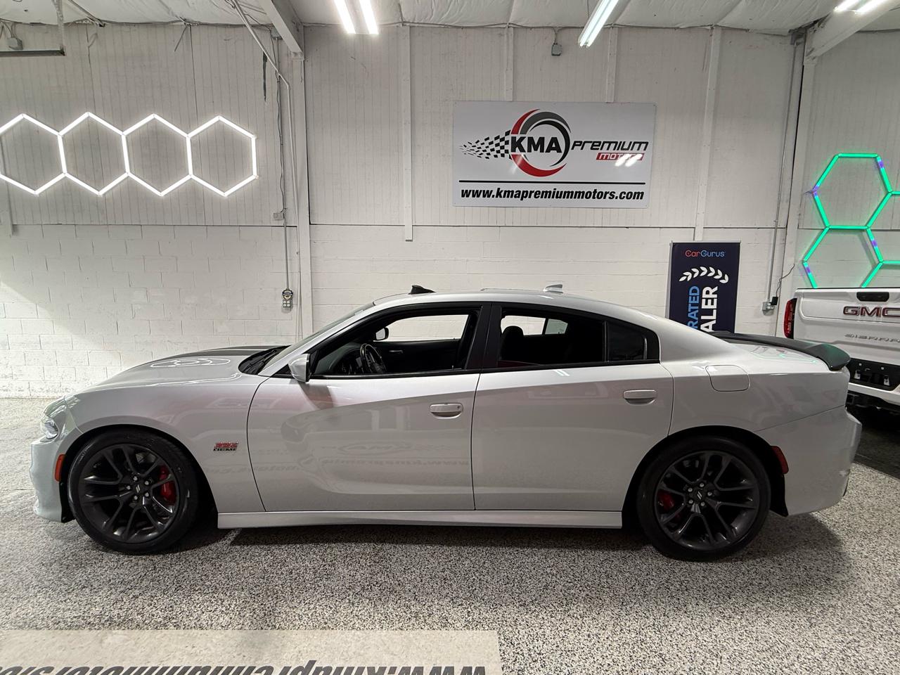 Dodge Charger  2020