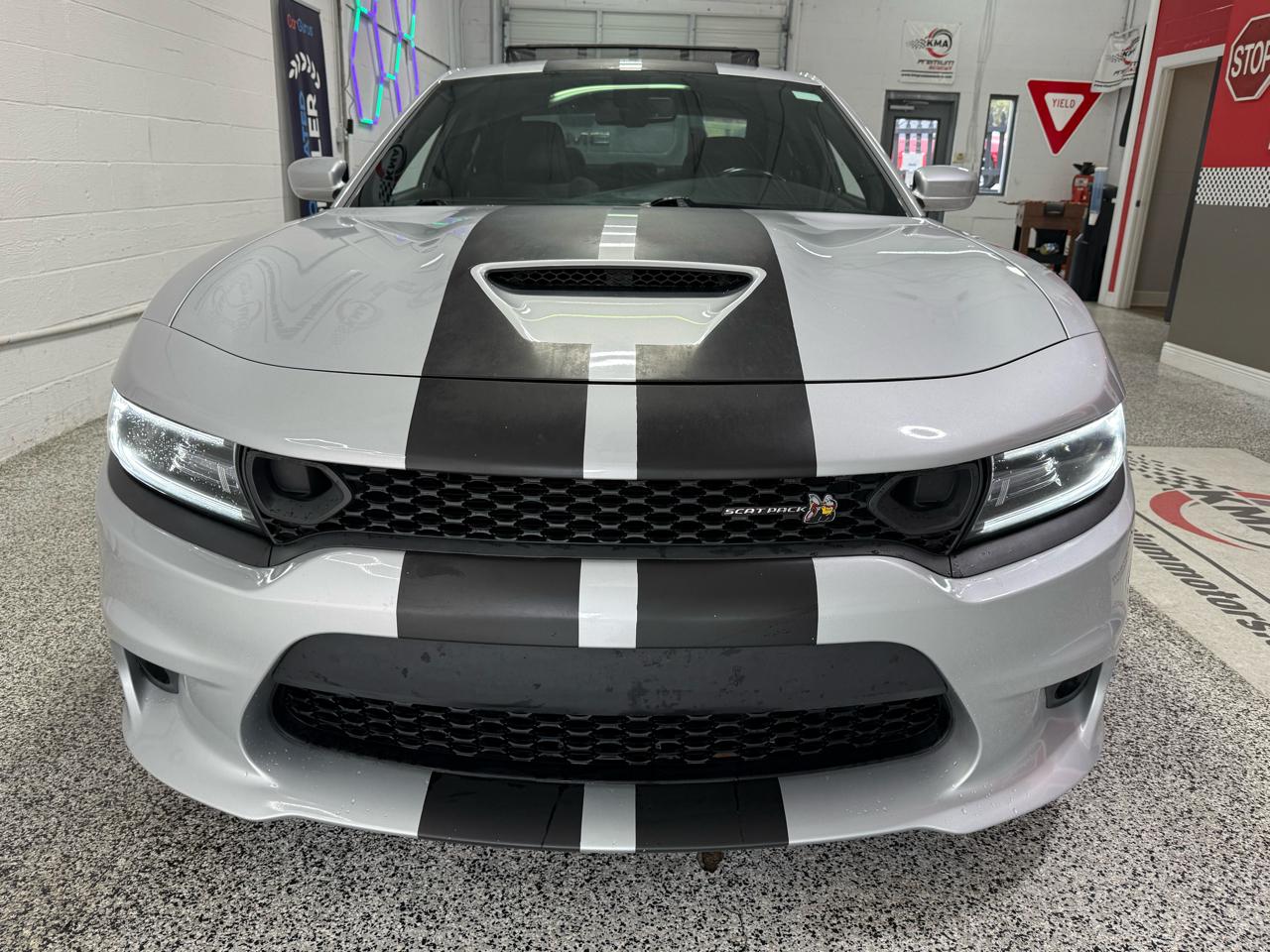 Dodge Charger  2020