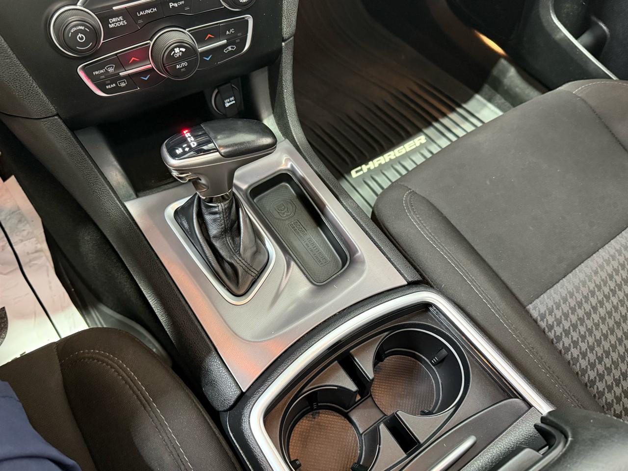 Dodge Charger  2020