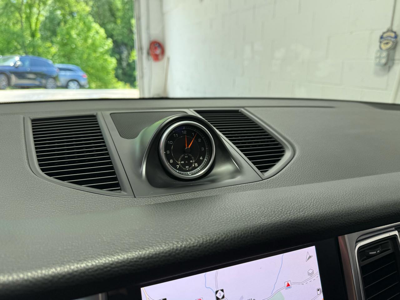 Porsche Macan  2018