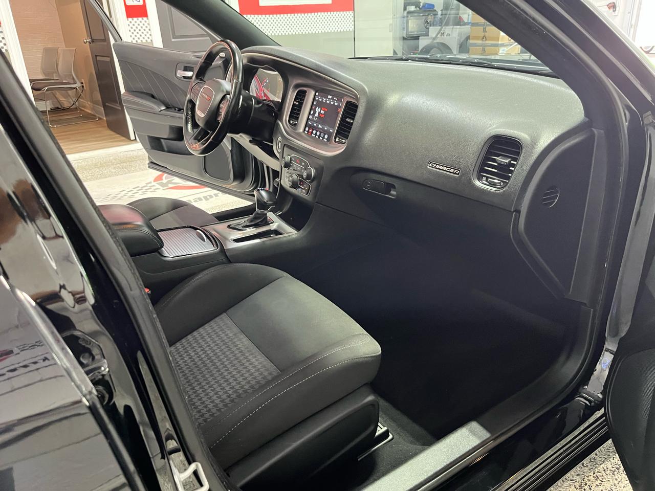 Dodge Charger R/T RWD 2022