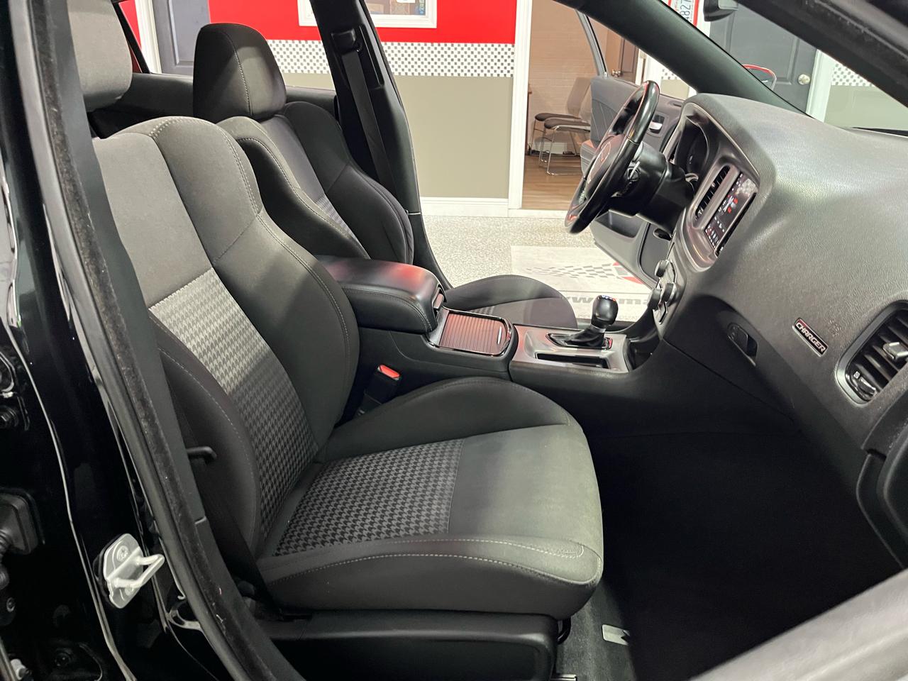 Dodge Charger R/T RWD 2022