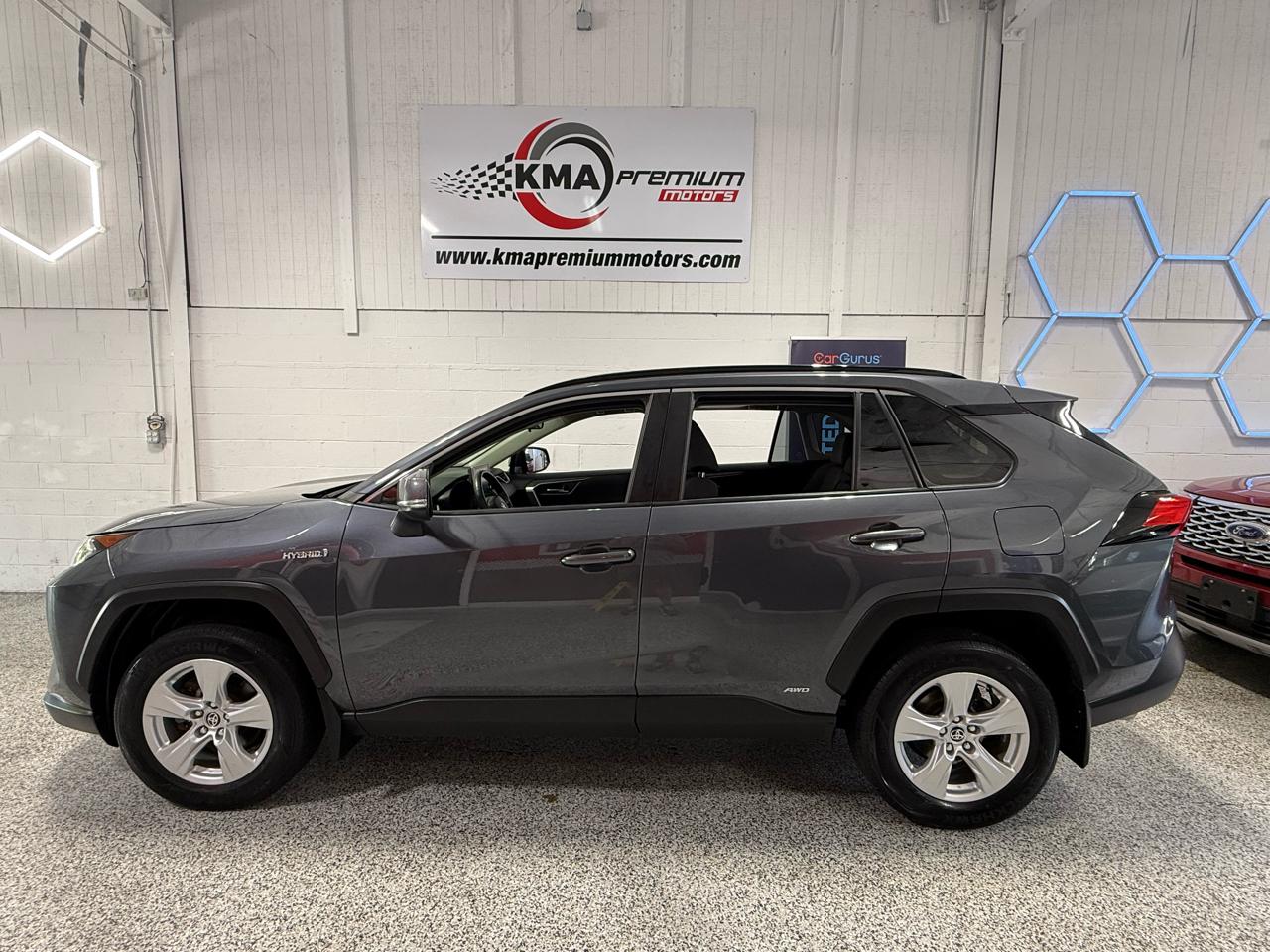 Toyota RAV4  2021