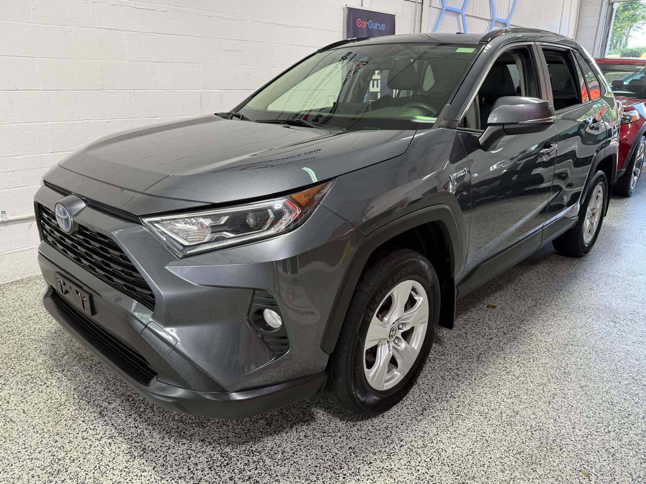 Toyota RAV4  2021