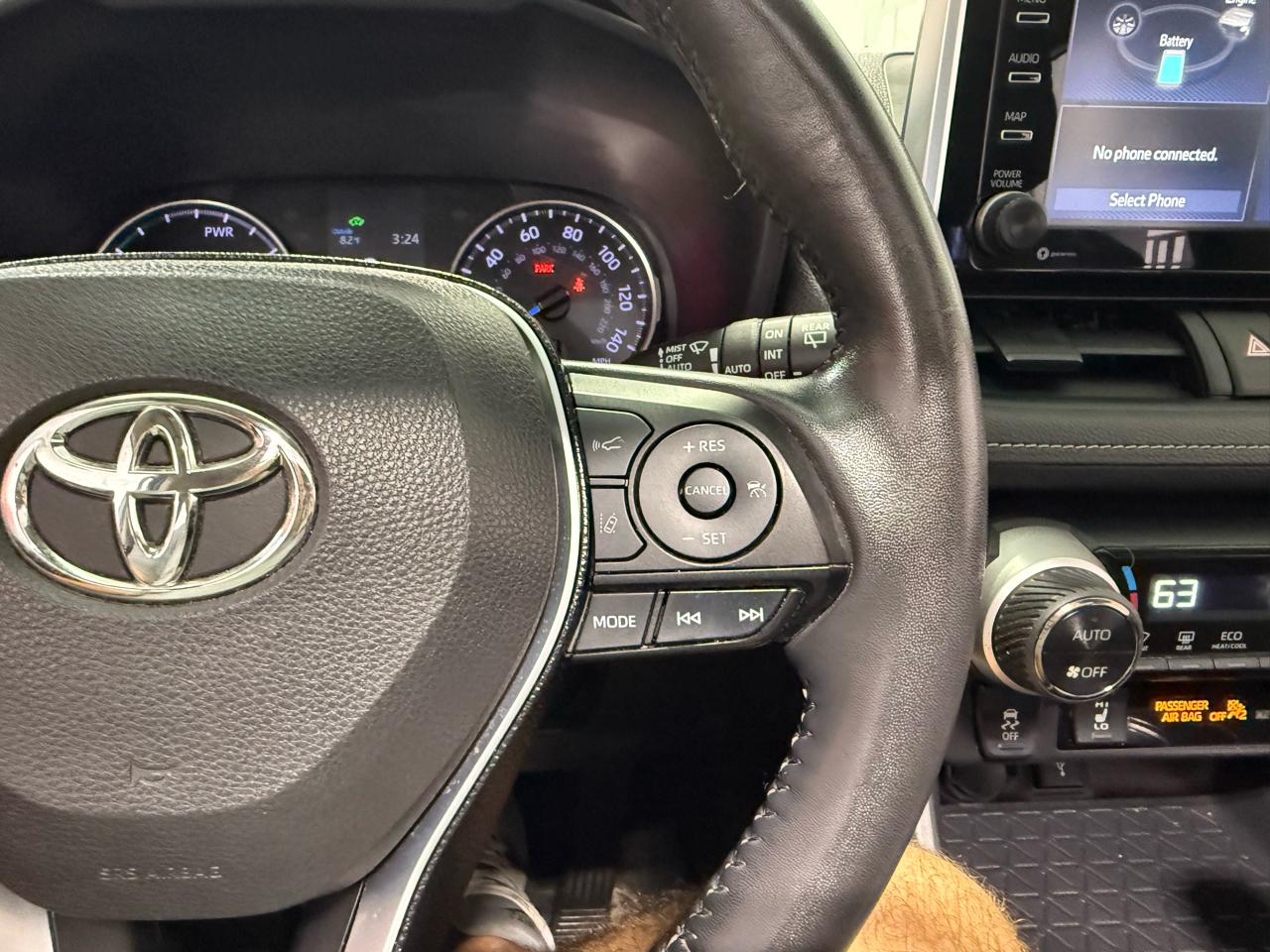Toyota RAV4  2021