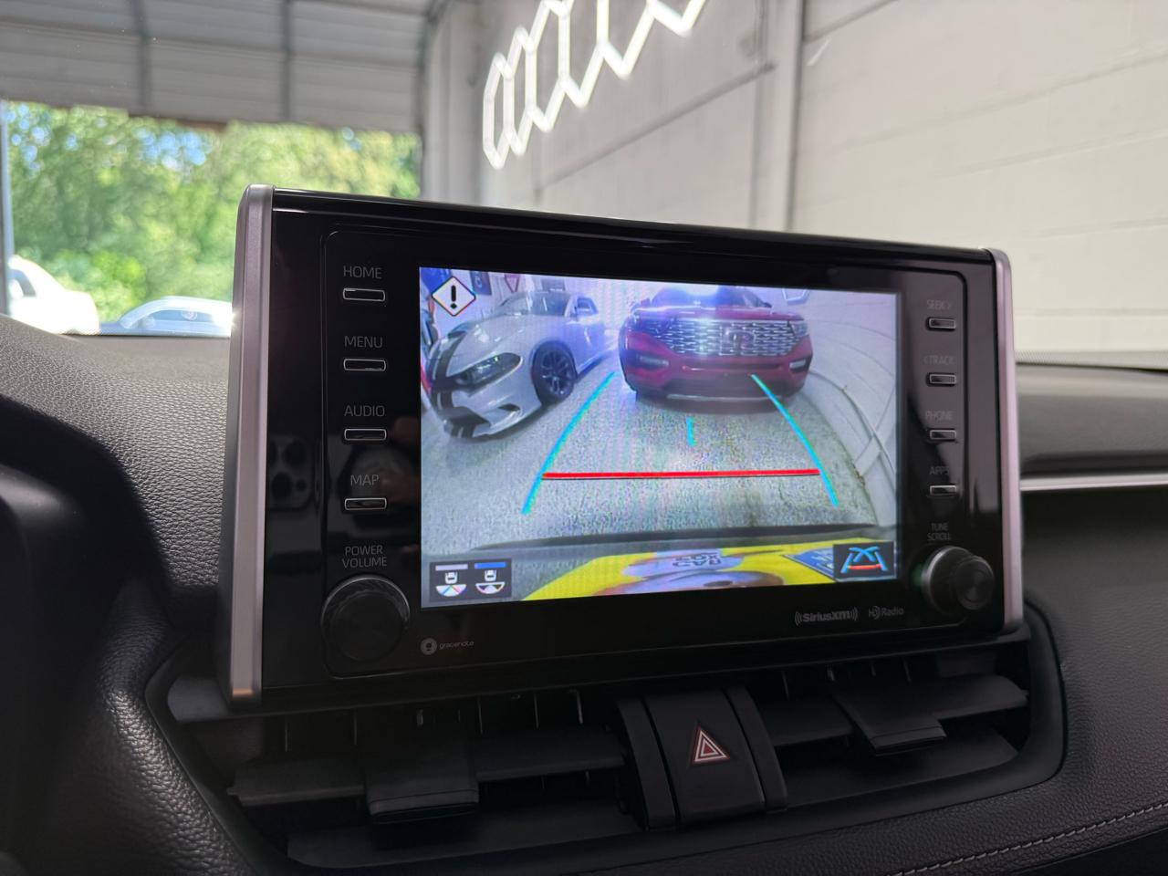 Toyota RAV4  2021