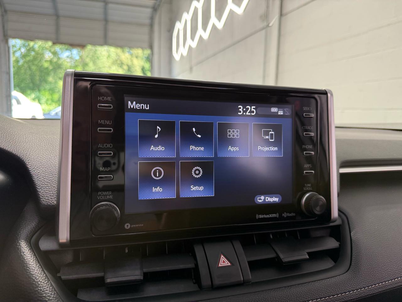 Toyota RAV4  2021