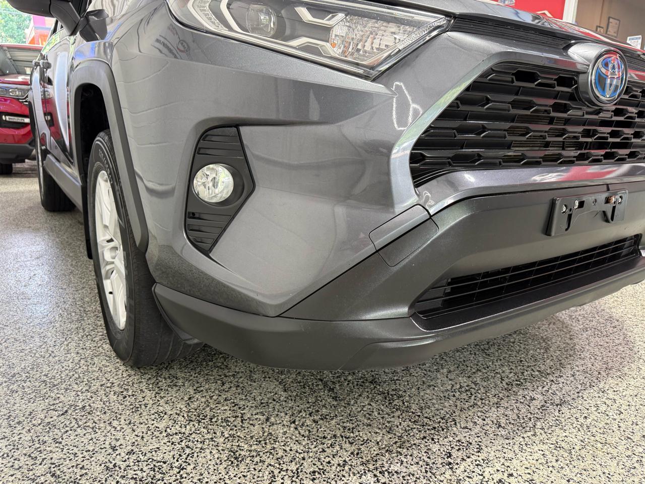 Toyota RAV4  2021