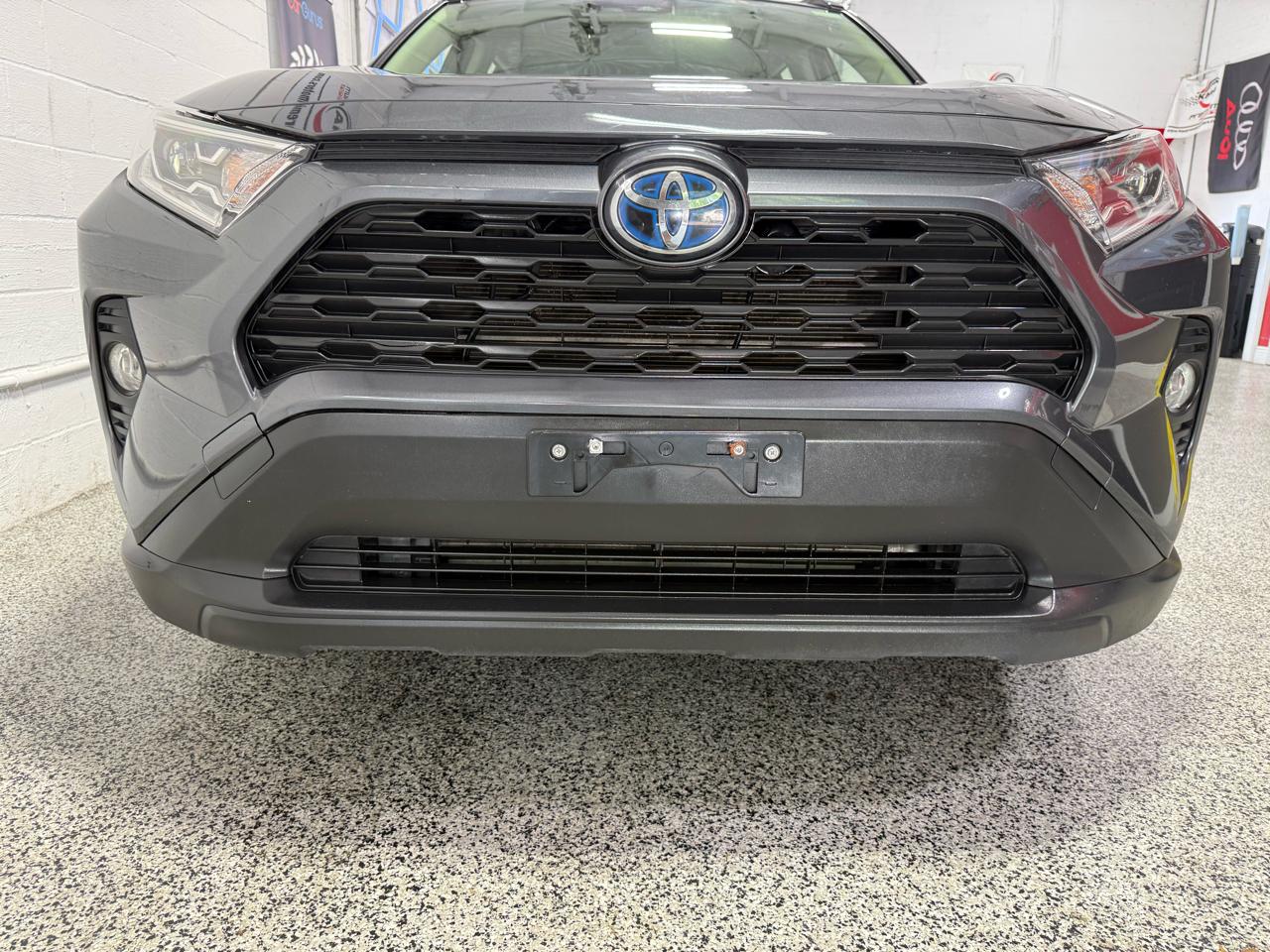 Toyota RAV4  2021