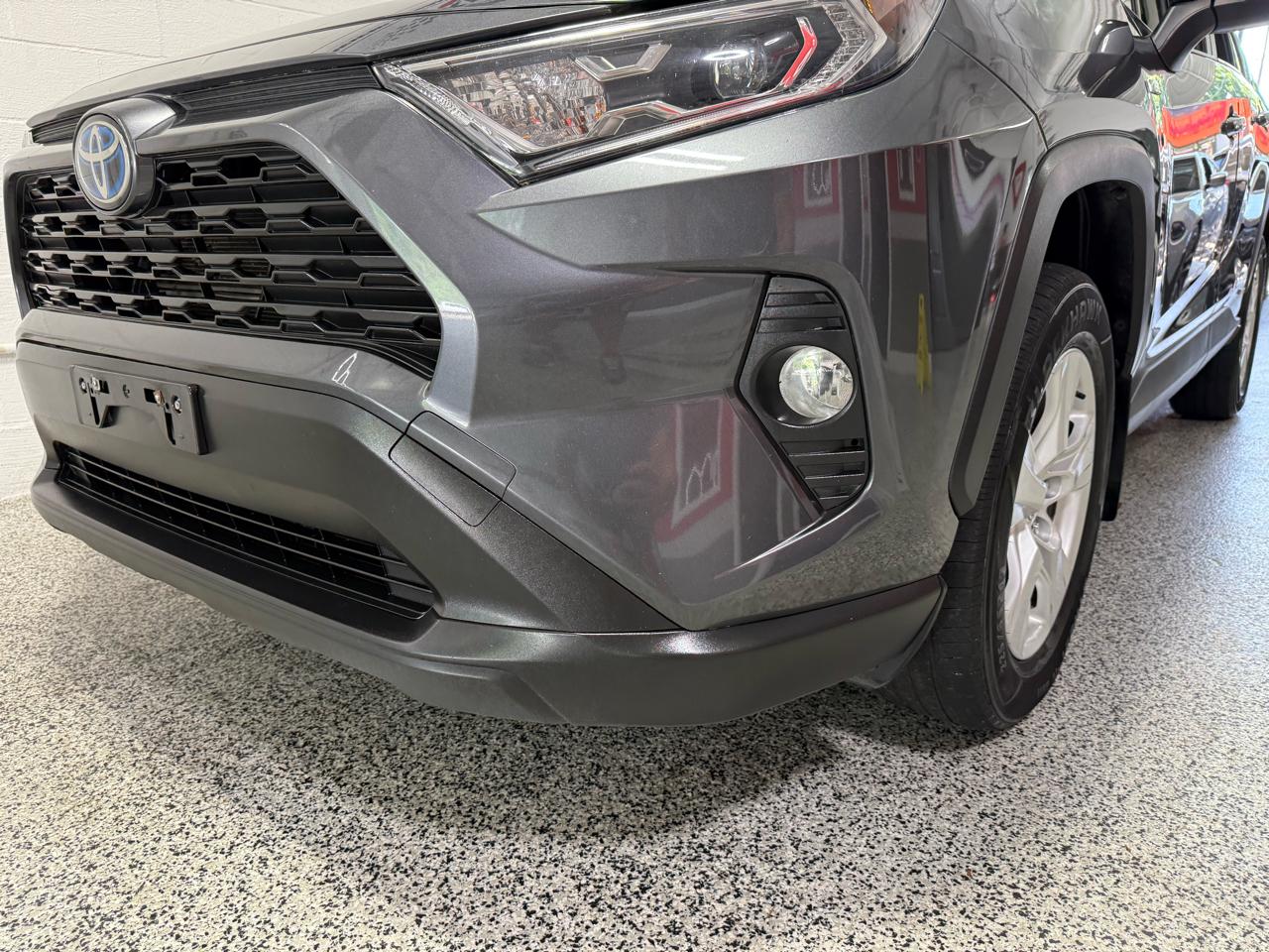 Toyota RAV4  2021