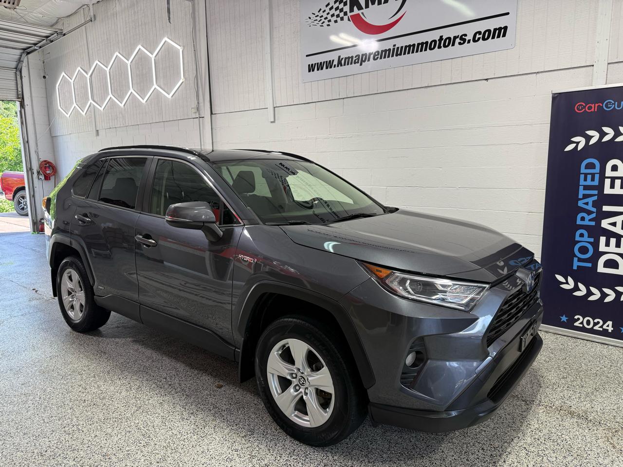 Toyota RAV4  2021