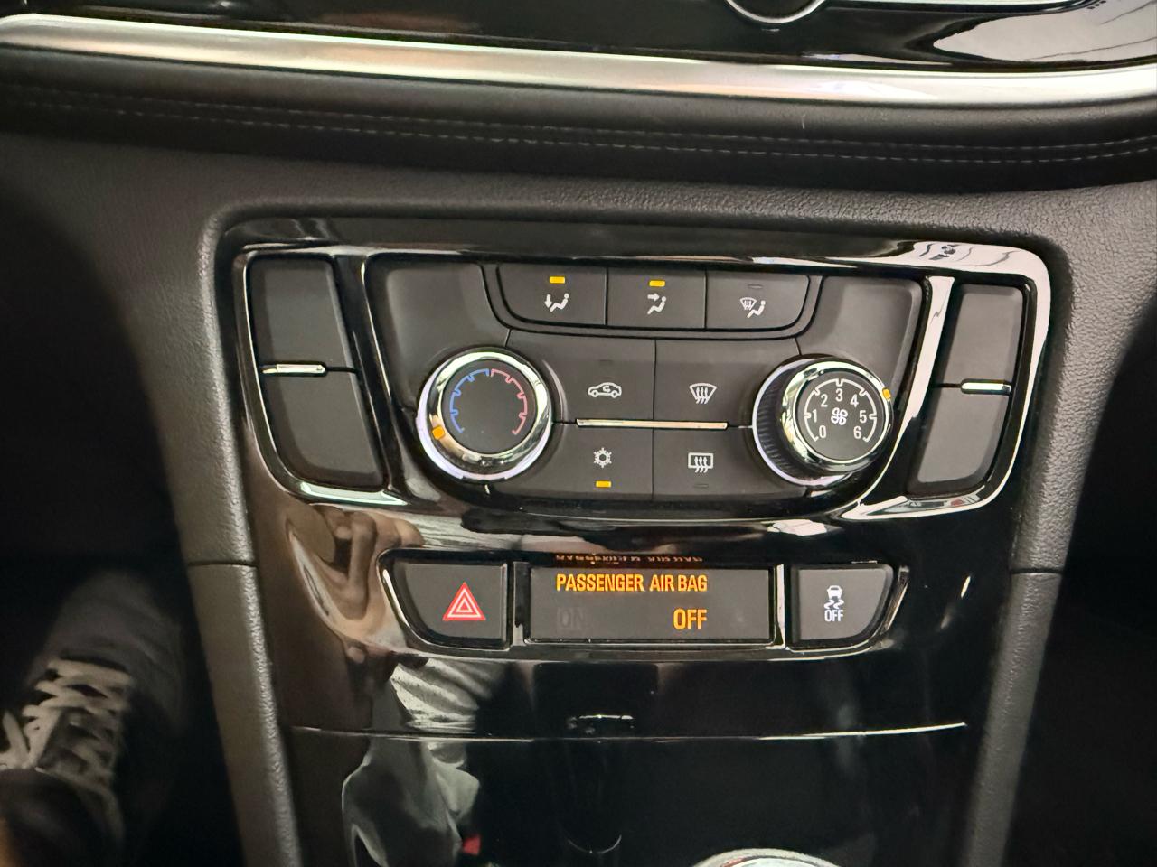 Buick Encore FWD 4dr Preferred 2019