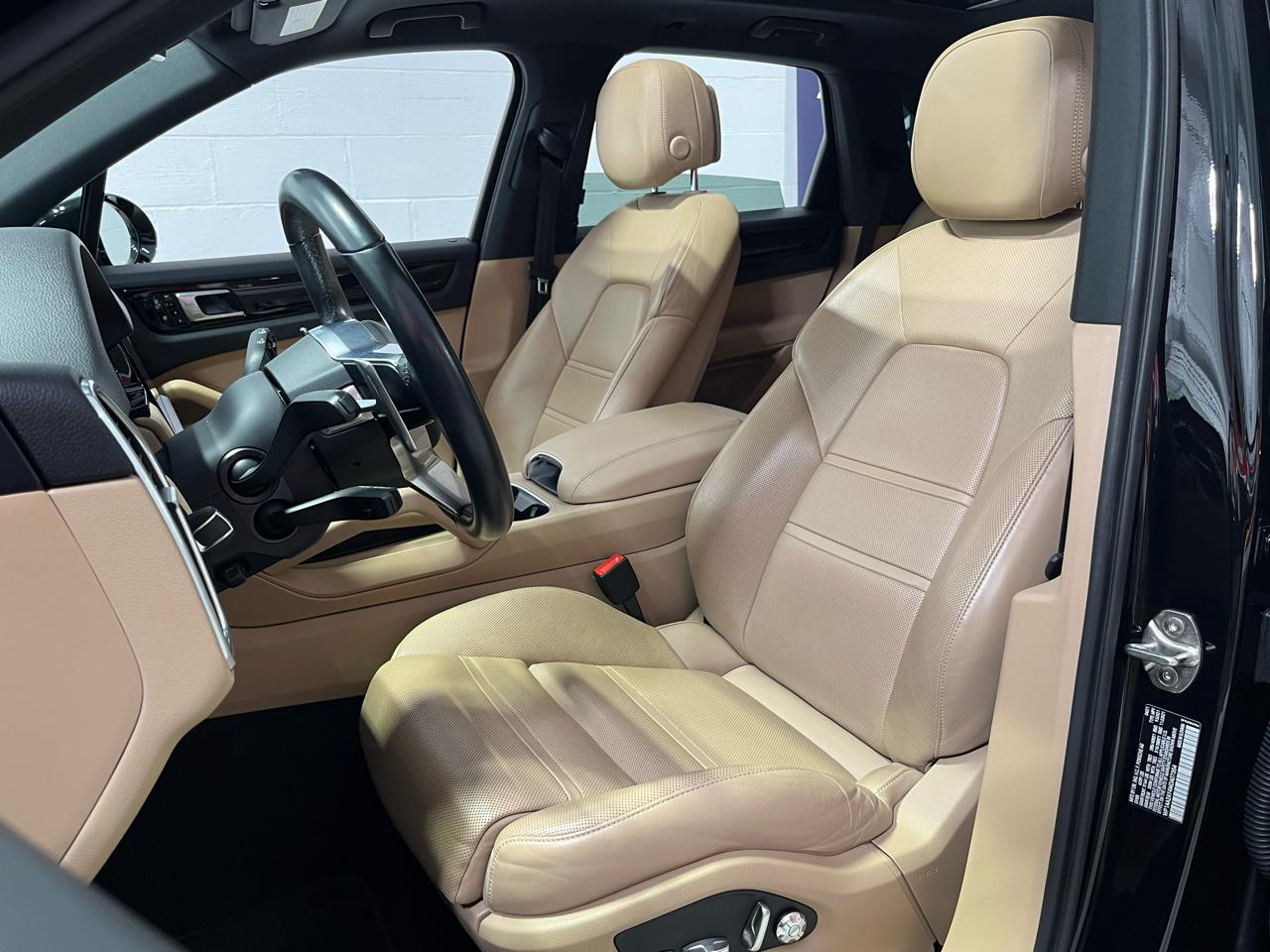 Porsche Cayenne  2021