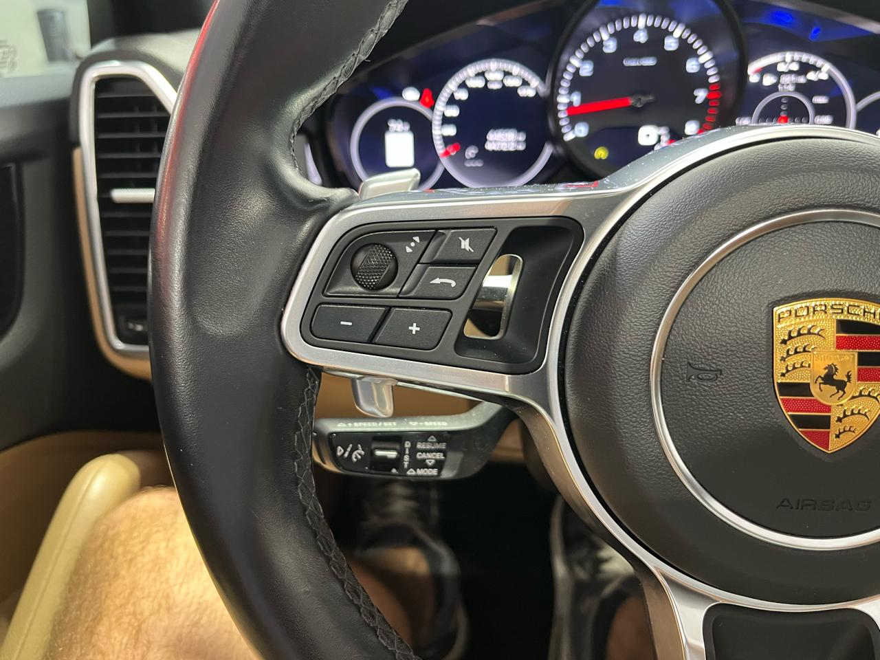 Porsche Cayenne  2021