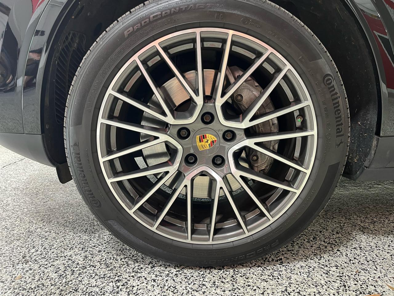 Porsche Cayenne  2021