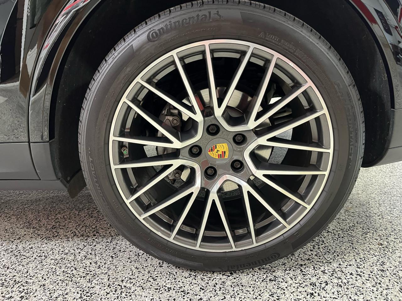 Porsche Cayenne  2021