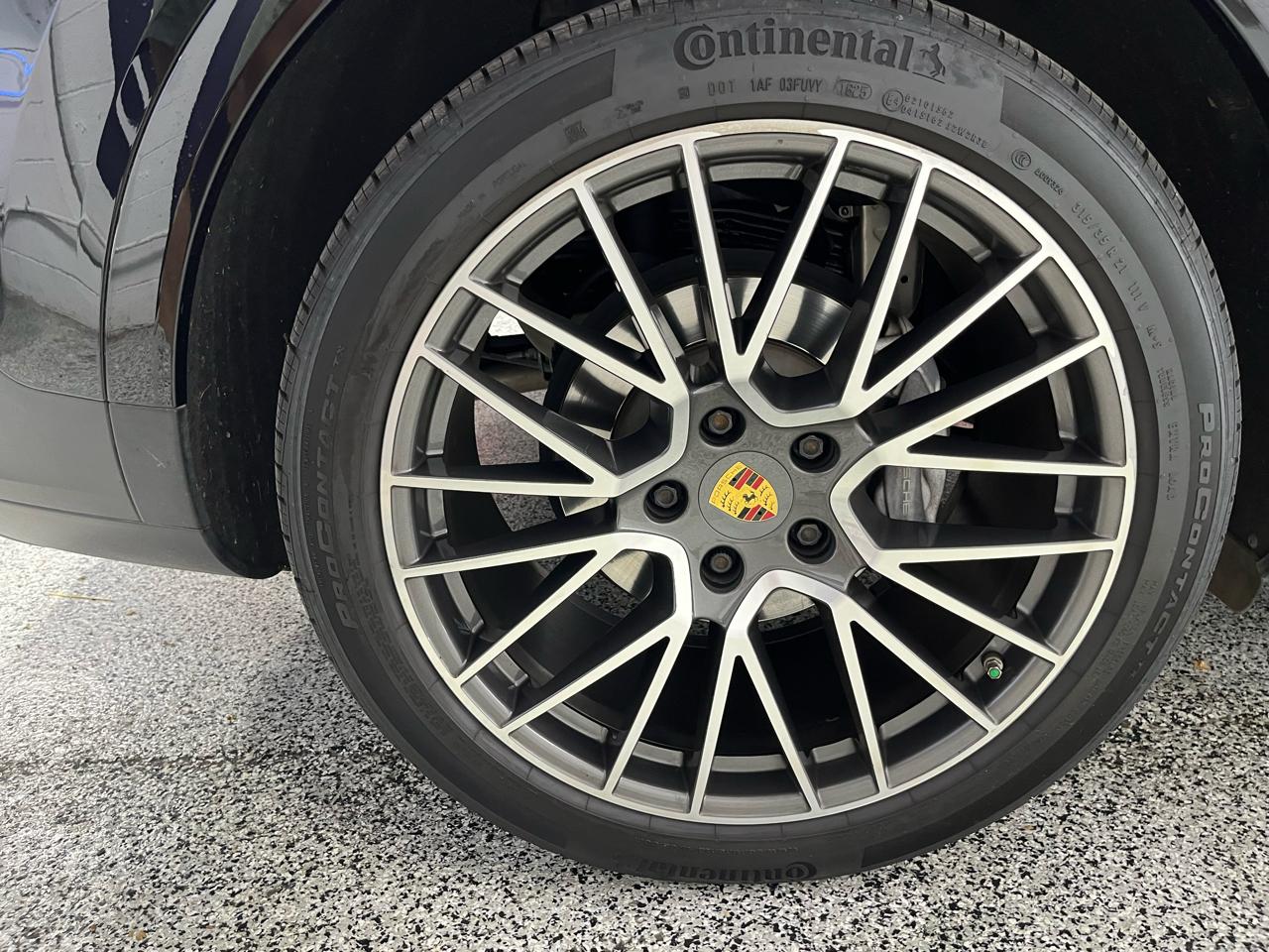 Porsche Cayenne  2021