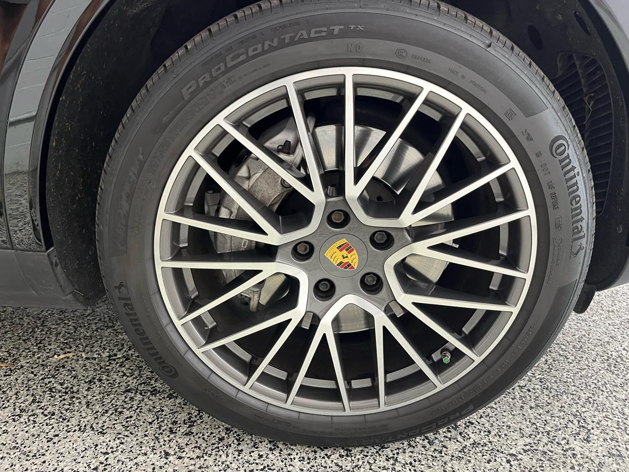 Porsche Cayenne  2021