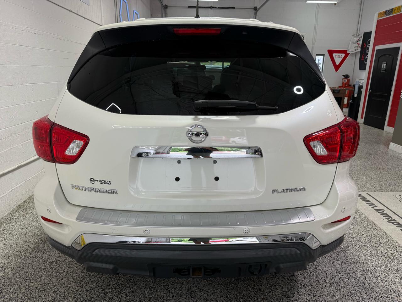 Nissan Pathfinder  2018