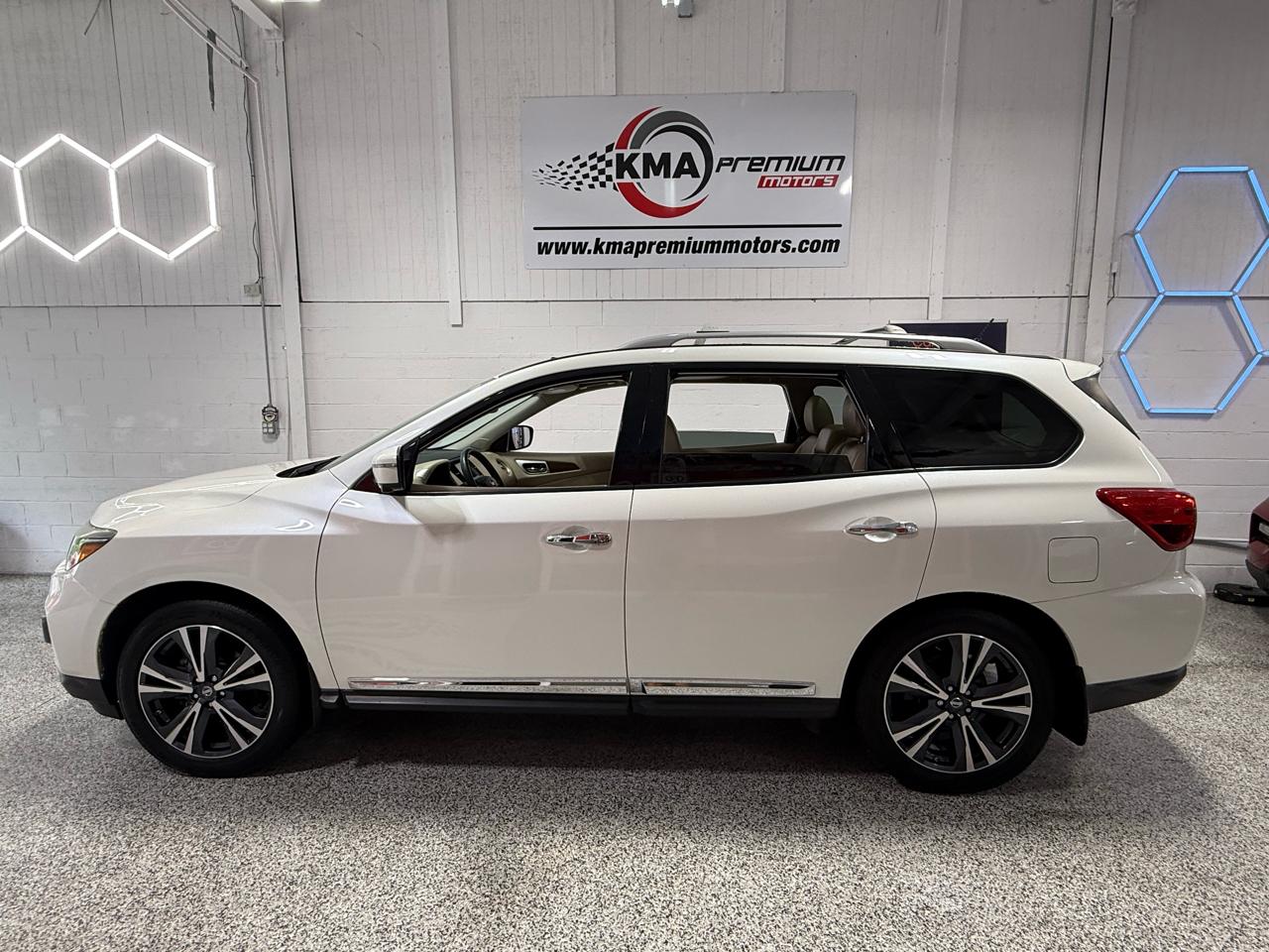 Nissan Pathfinder  2018
