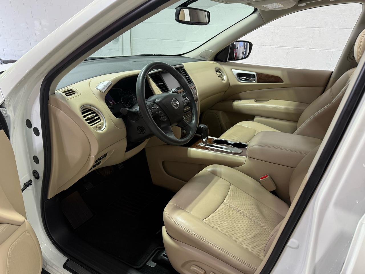 Nissan Pathfinder  2018