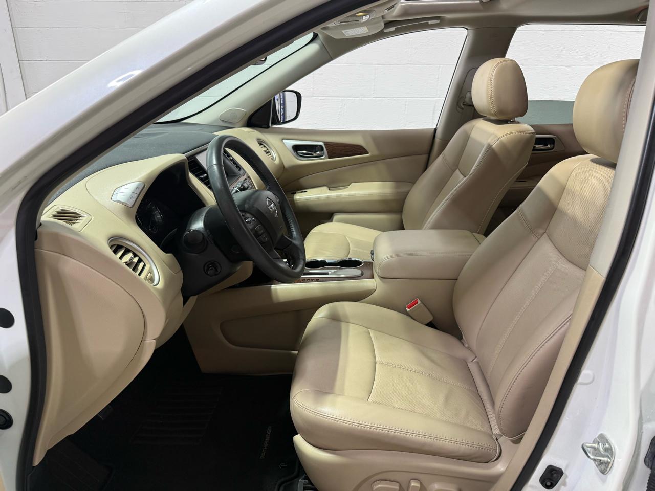 Nissan Pathfinder  2018
