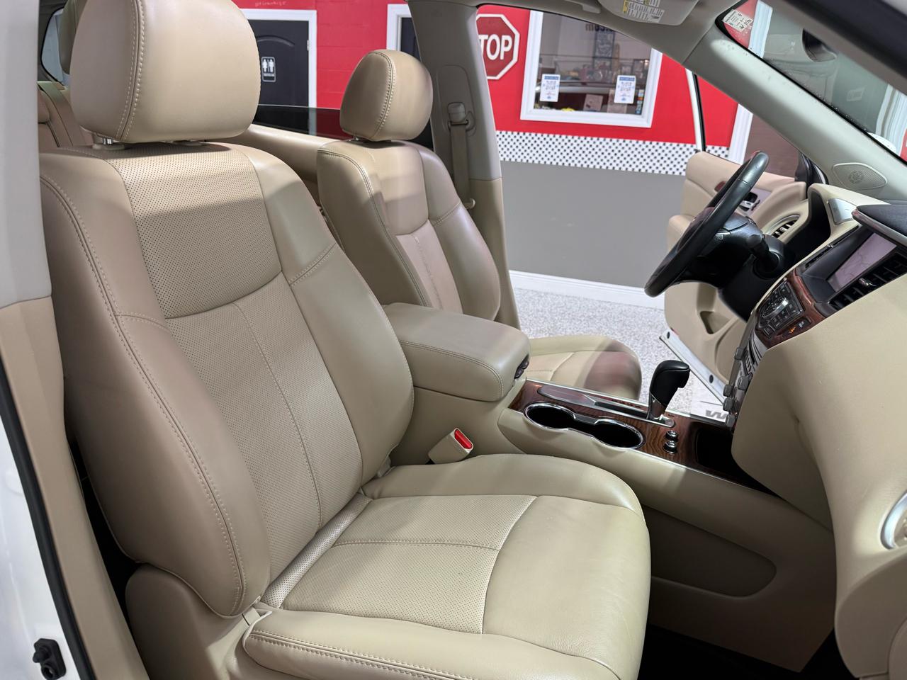 Nissan Pathfinder  2018
