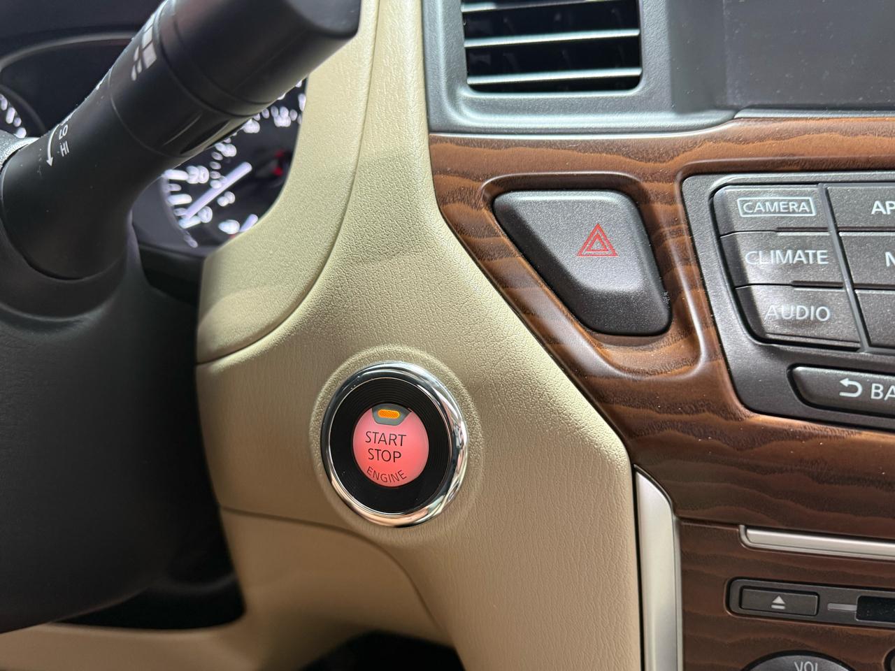 Nissan Pathfinder  2018