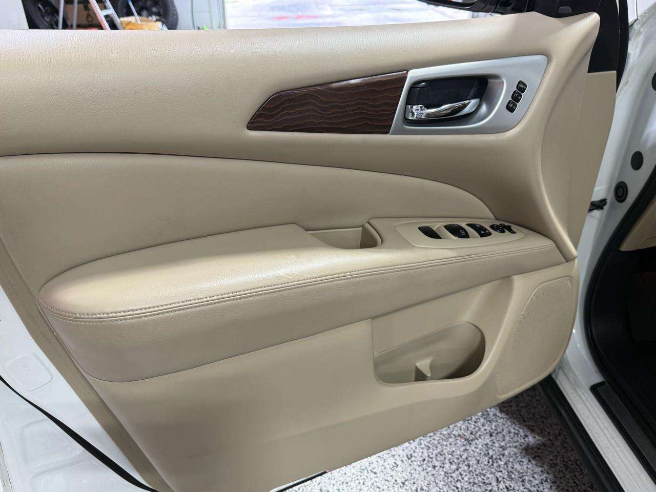 Nissan Pathfinder  2018