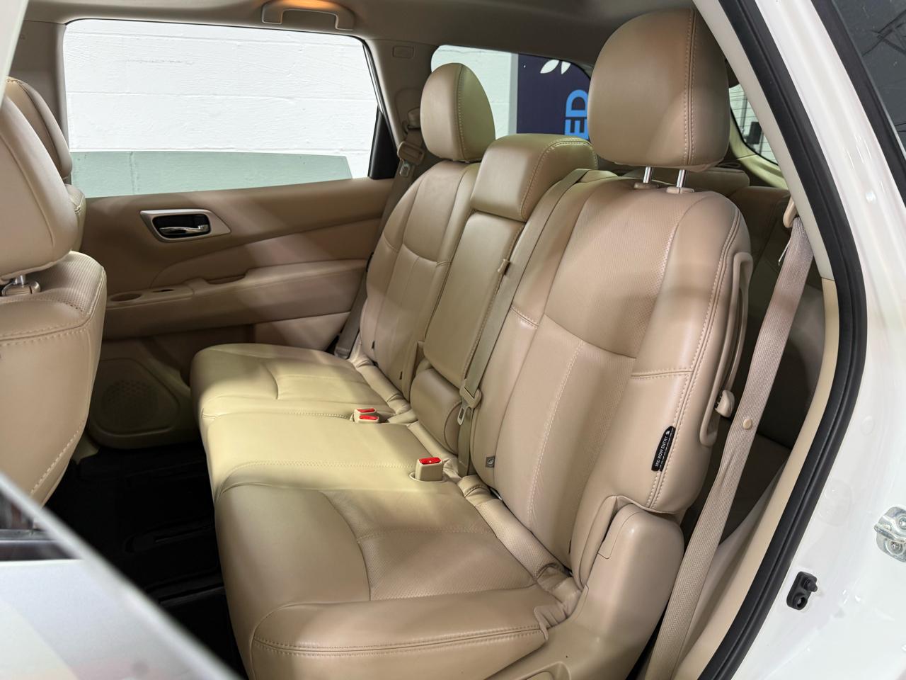 Nissan Pathfinder  2018