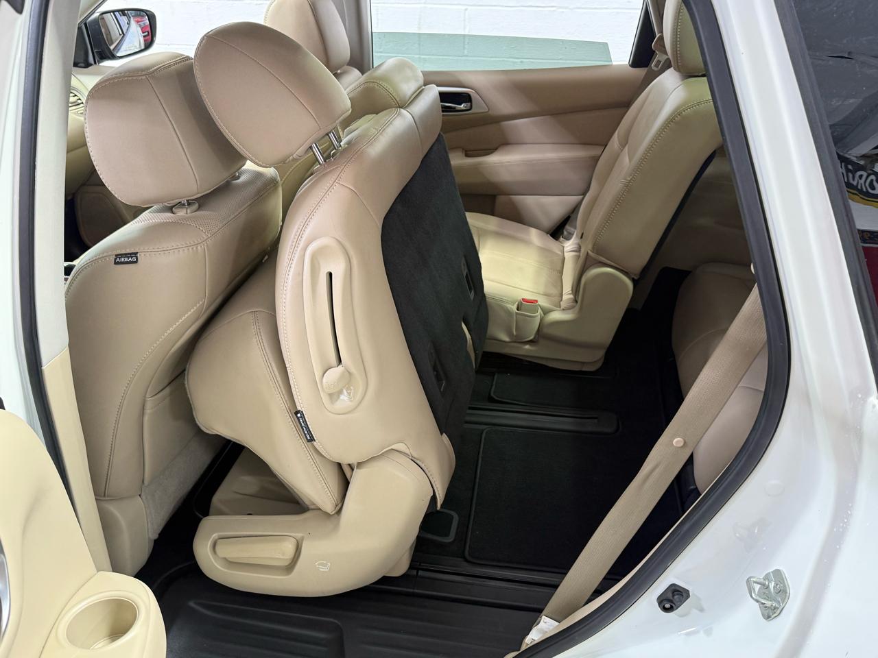 Nissan Pathfinder  2018