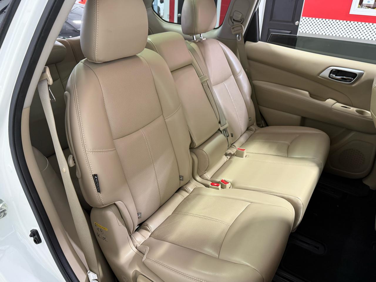 Nissan Pathfinder  2018