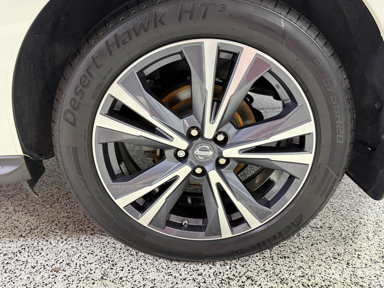 Nissan Pathfinder  2018