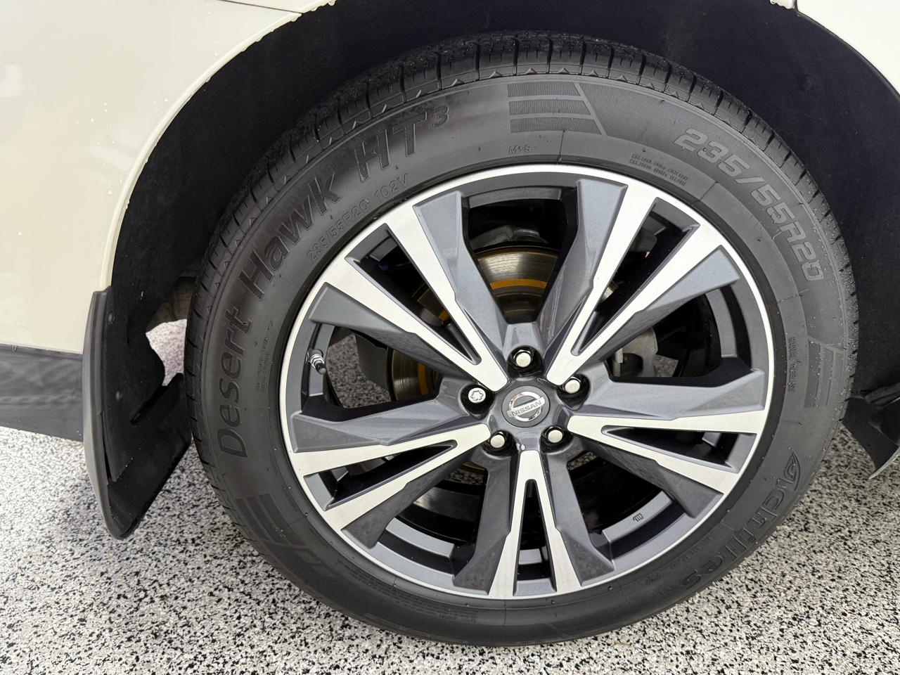 Nissan Pathfinder  2018