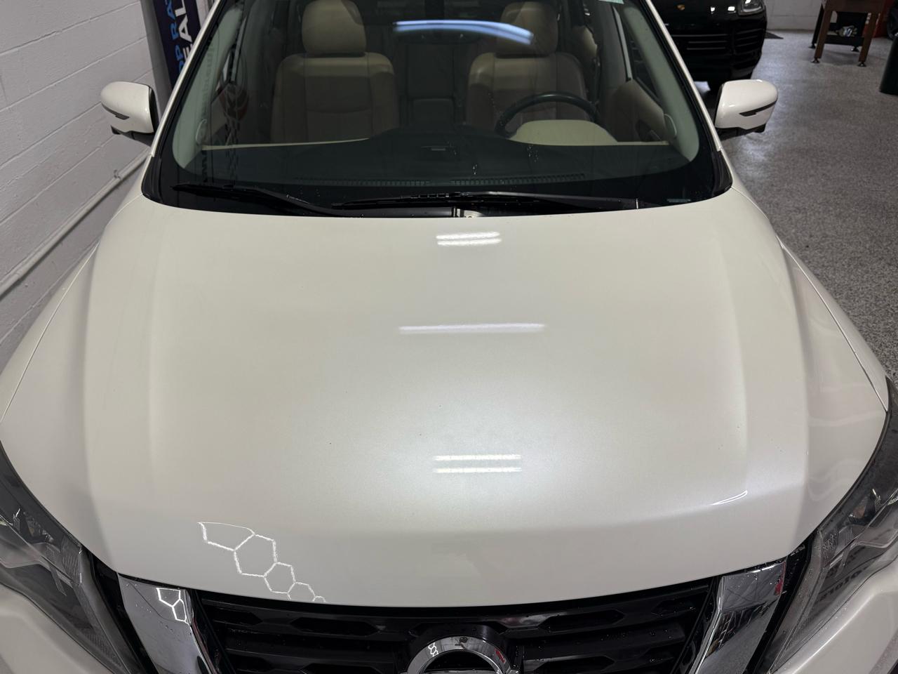 Nissan Pathfinder  2018