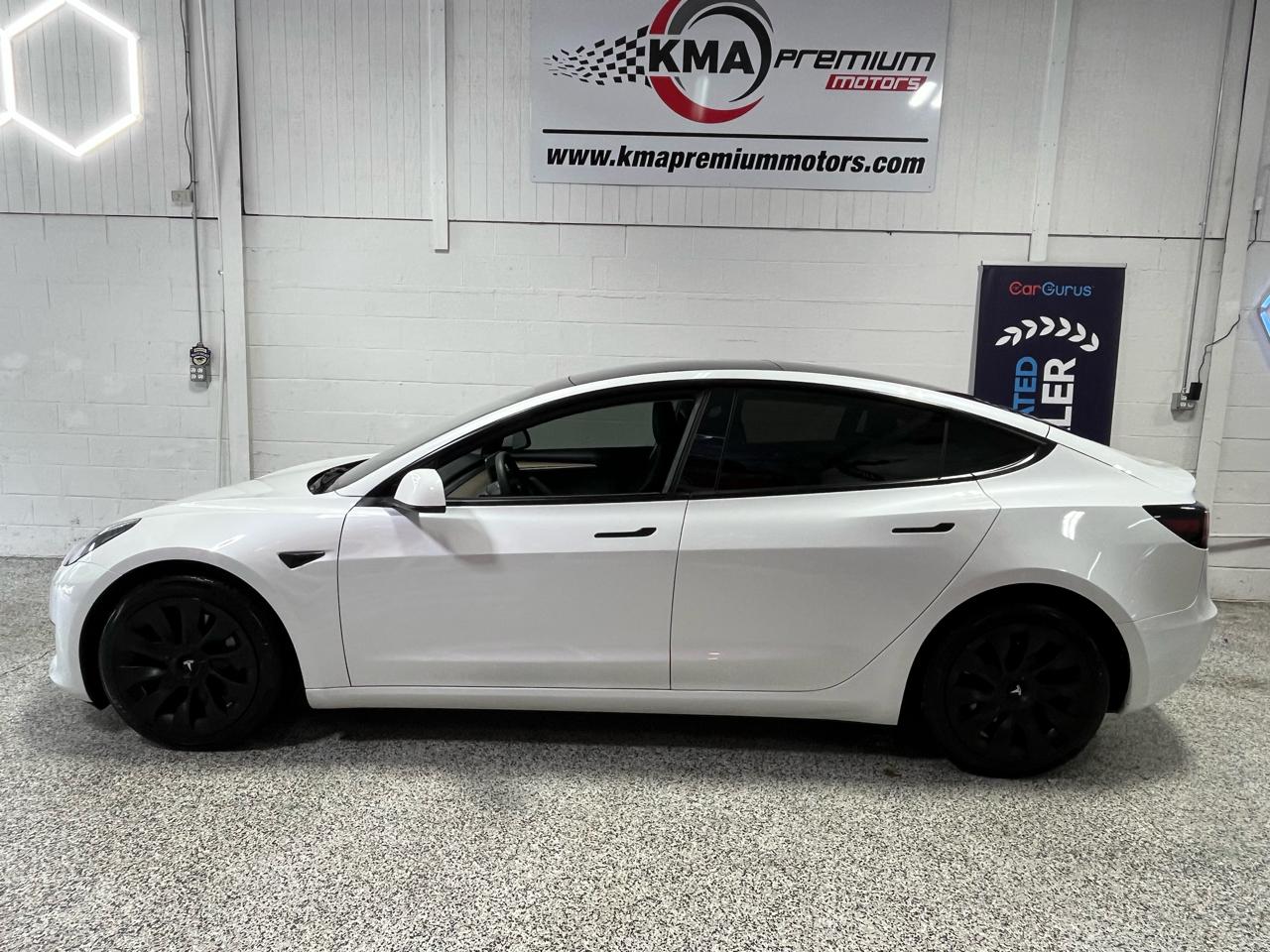 Tesla Model 3  2023